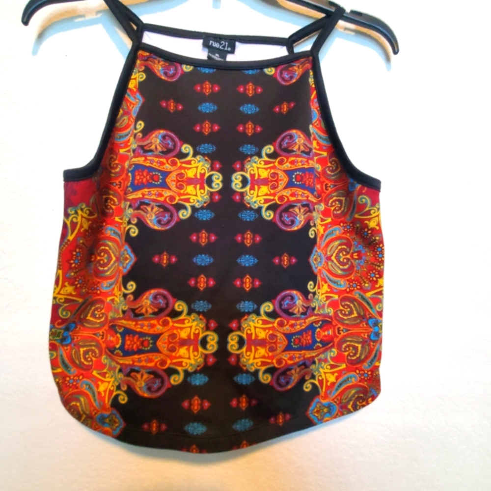 Rue 21 tank
